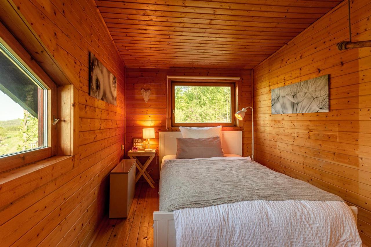Blockhaus Eifelsteig W/ Kamin Garten & Feuerstelle Berndorf  Dış mekan fotoğraf